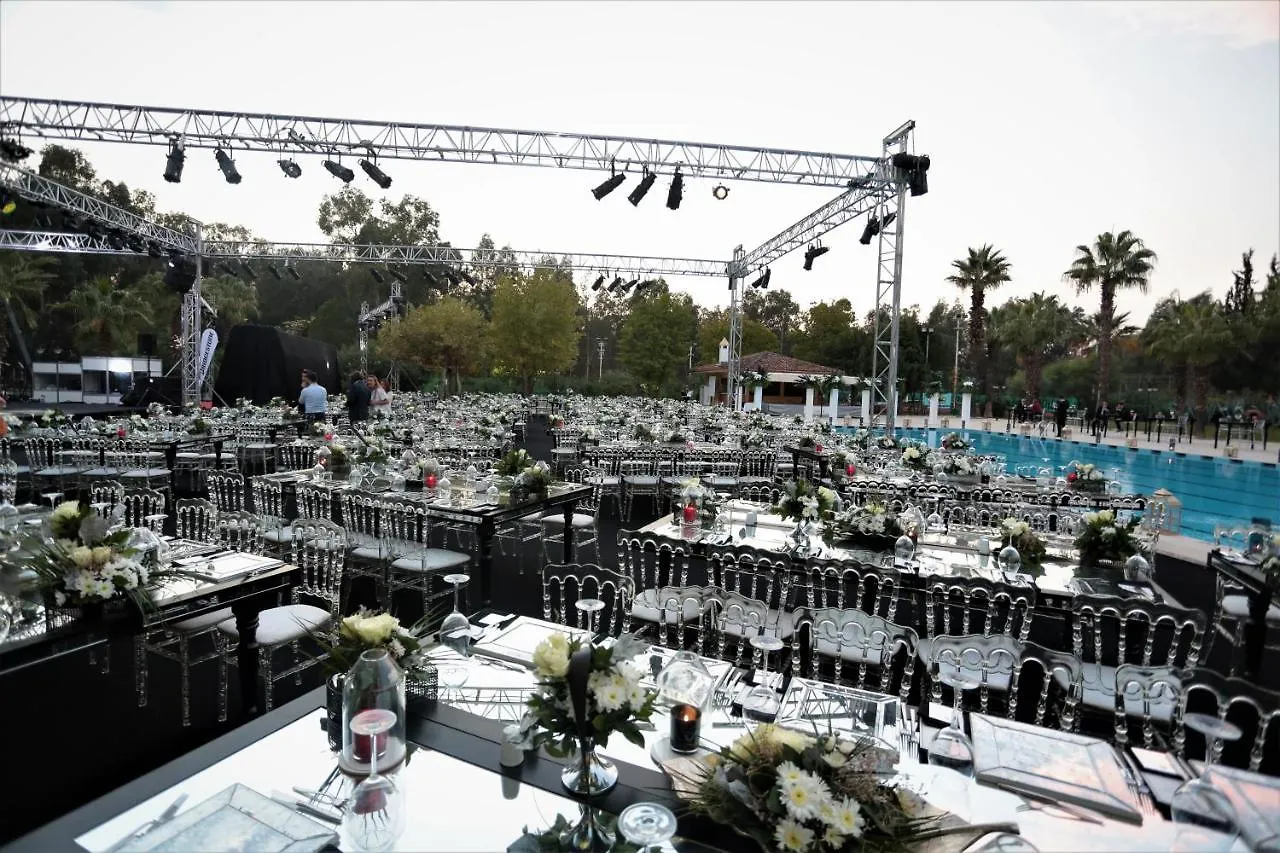 Anemon Hotel Aydın 4*,